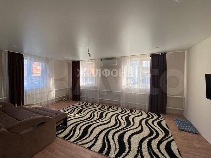 Дом 131 м² на участке 4 сот.