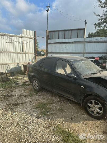 В разборке джили ск