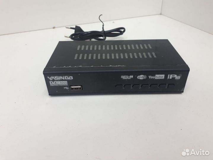 Приставка DVB-T2 Yasin T8000
