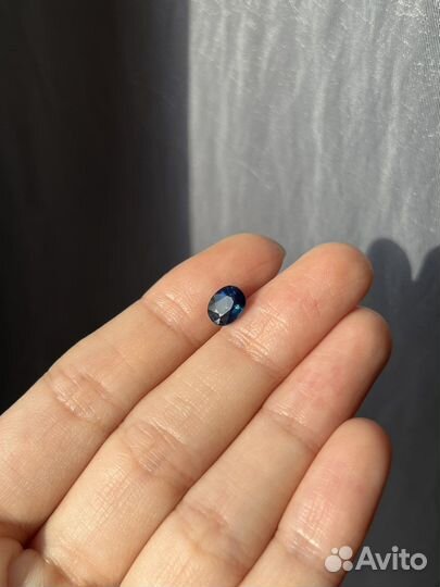 Сапфир синий природный