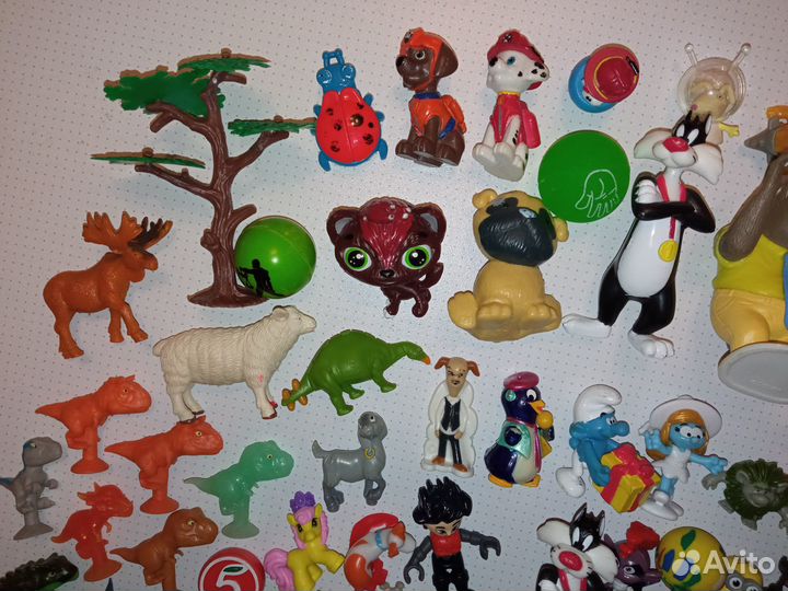 Игрушки из киндера пакетом