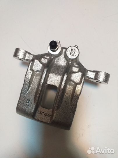 Суппорт задний правый Kia Sportage II