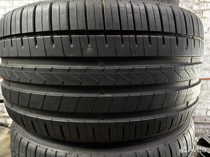 Falken Azenis FK-510 225/35 R19 и 265/30 R19