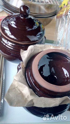 Посуда: горшочки, салатники, банки