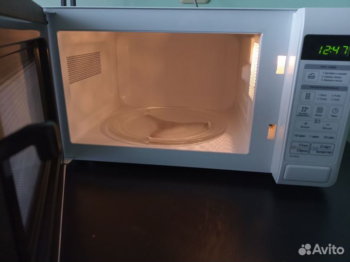 Микроволновая печь LG