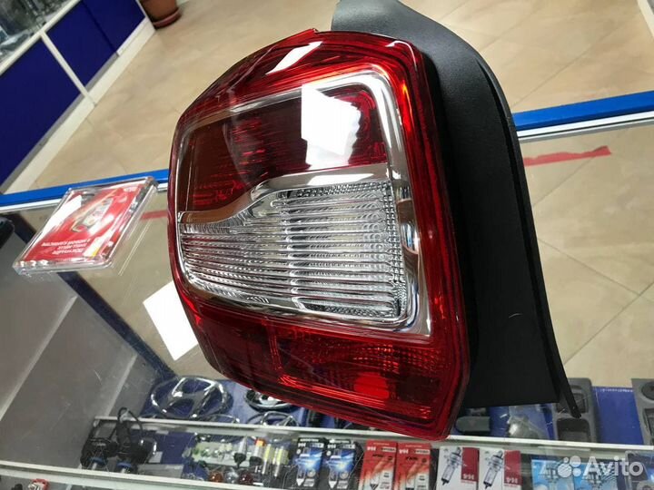 Фонарь задний Renault Logan