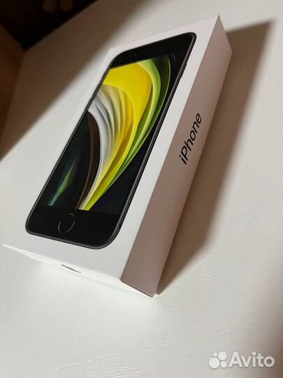iPhone SE (2020), 64 ГБ