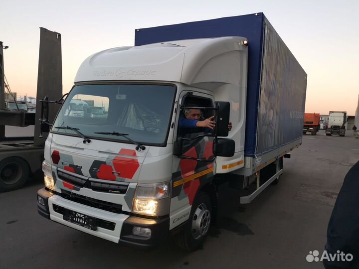 Mitsubishi Fuso Canter, 2021