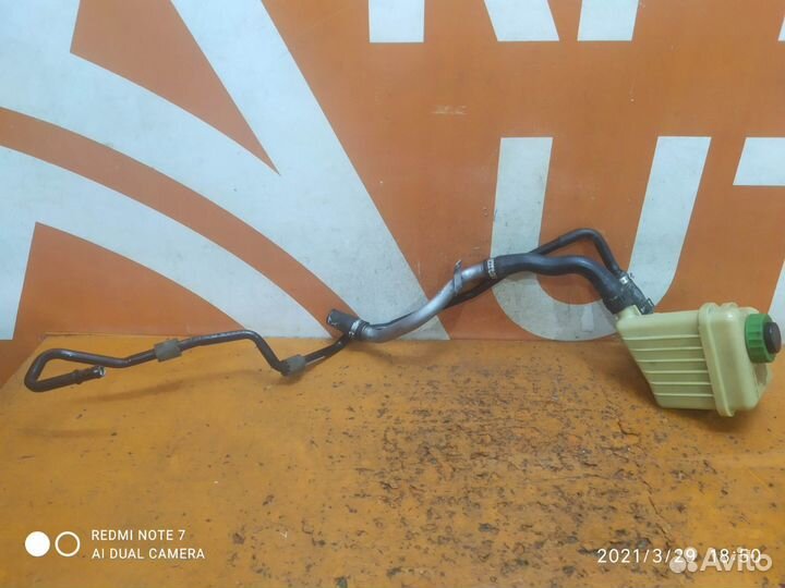 Бачок гидроусилителя Volkswagen Touareg 2