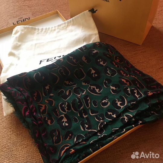 Fendi шарф оригинал