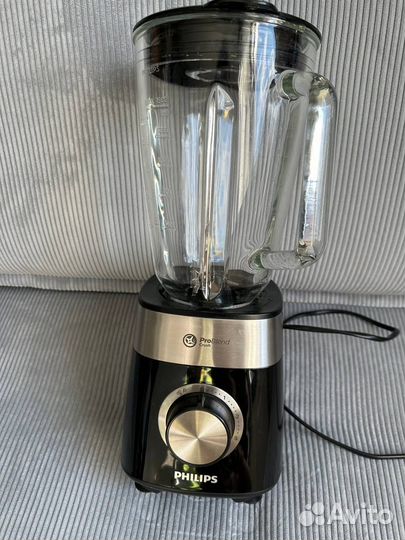 Блендер Philips HR2228/90 черный