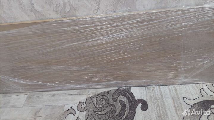 Столешница для кухни новая