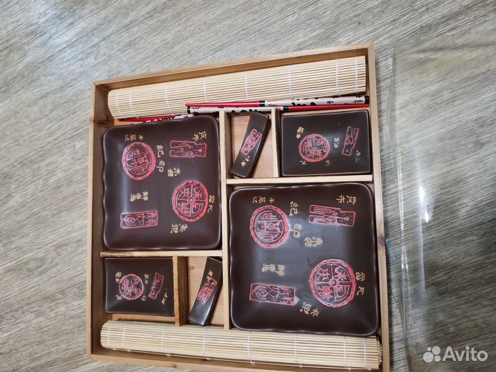 Набор посуды для суши