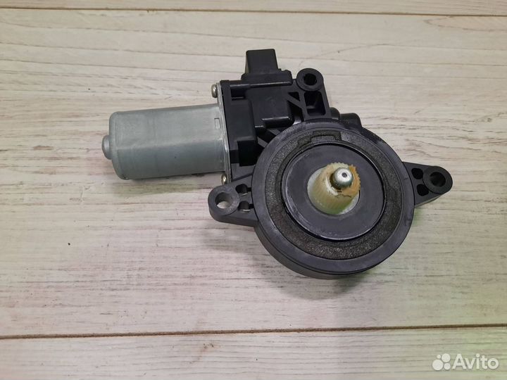 Мотор стеклоподъемника Mazda 3 bl