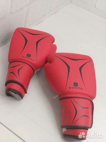 Боксерские перчатки