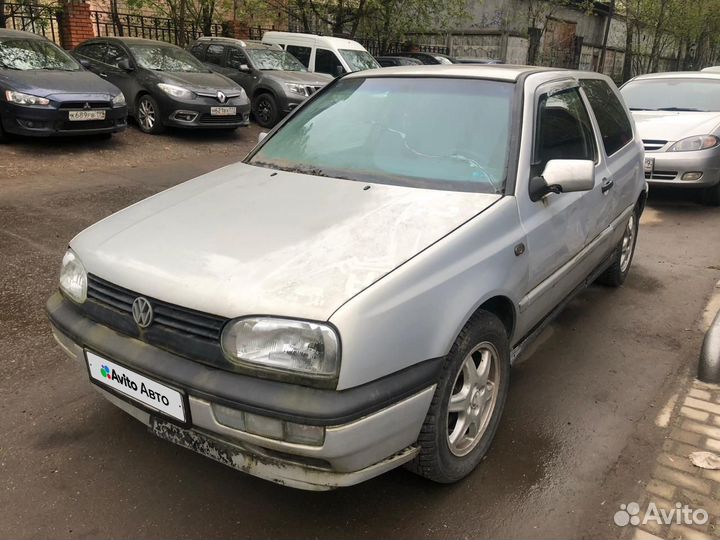 Volkswagen Golf 1.8 МТ, 1995, 218 000 км