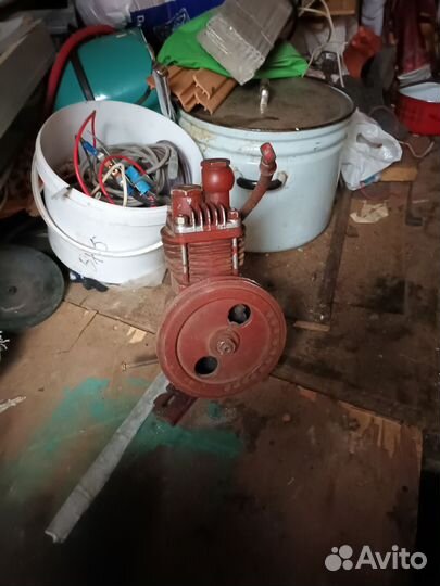 Продам компрессор