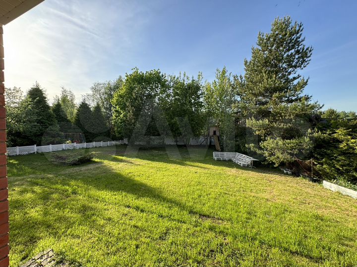 Дом 210 м² на участке 10 сот.