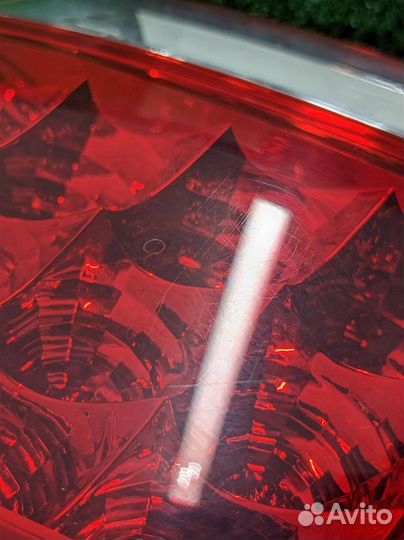 Фонарь задний внутренний правый Citroen C-Crosser