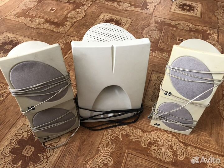 Колонки для компьютера с сабвуфером