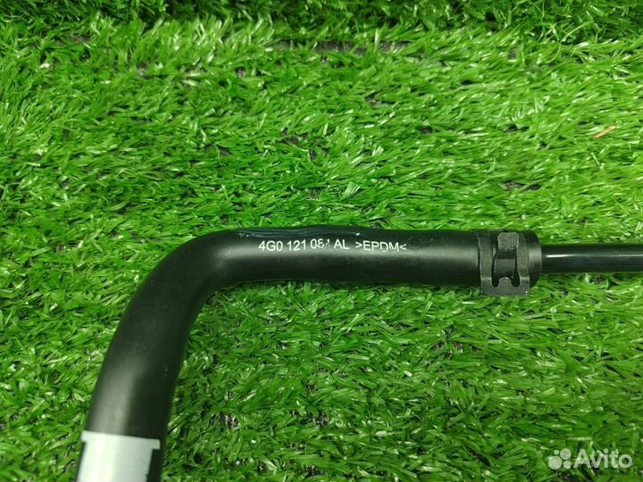 Трубка охлаждения Audi A6 VAG