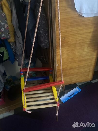 Детская качель подвесная