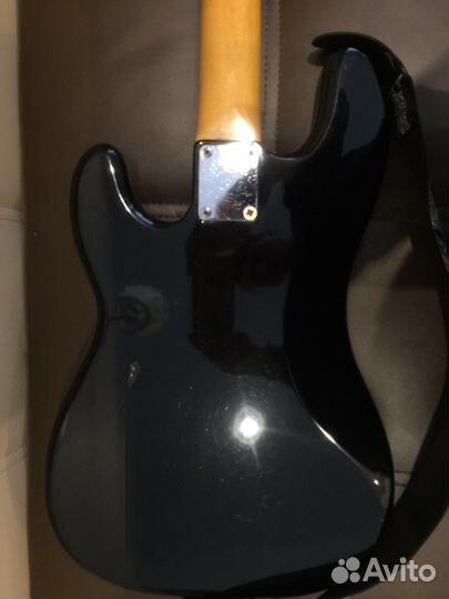 Бас гитара Fender Precision Bass Japan