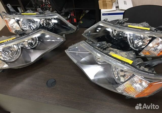 Фара левая правая Mitsubishi Outlander Xl