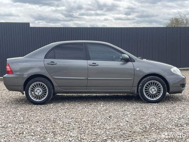 Toyota Corolla 1.4 МТ, 2005, 299 997 км
