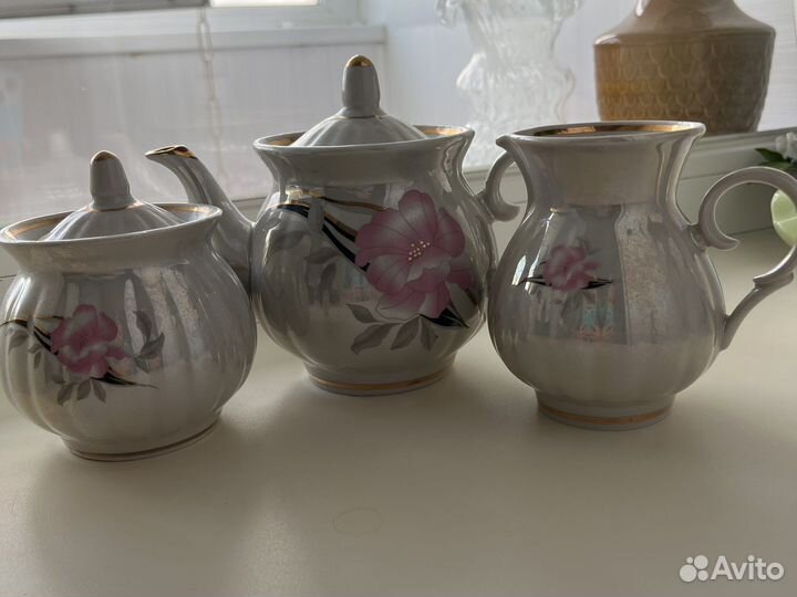 Заварочный чайник, молочник, сахарница