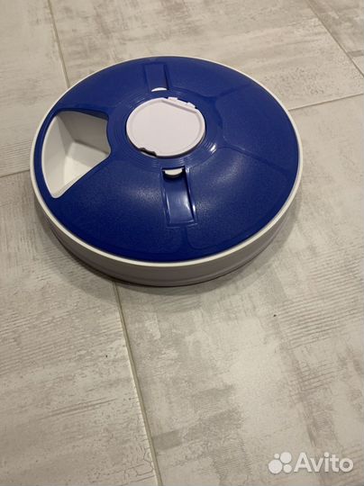 Автоматическая кормушка для животных