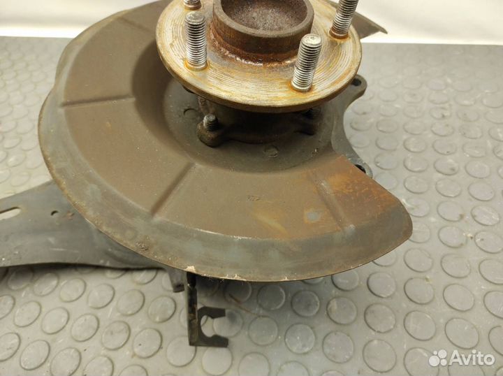 Кулак поворотный задний правый Ford Focus 2 St CD4