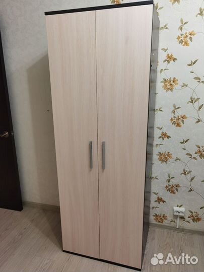 Шкаф распашной бу