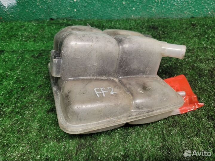 Бачок расширительный на Ford Focus 2
