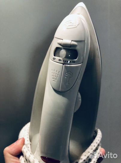 Утюг Vitek