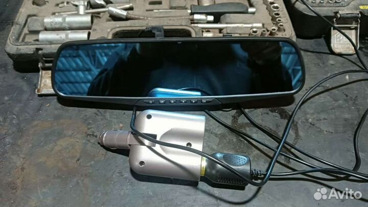 Видеорегистратор зеркало