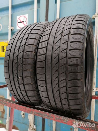 Hankook IceBear W300 235/55 R17 103V