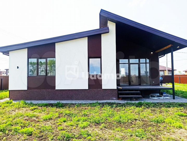 Коттедж 124 м² на участке 7 сот.