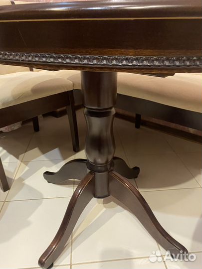 Кухонный уголок и стол, стулья