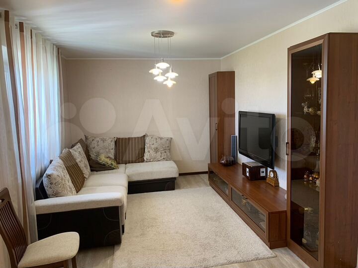 2-к. квартира, 89,3 м², 14/16 эт.