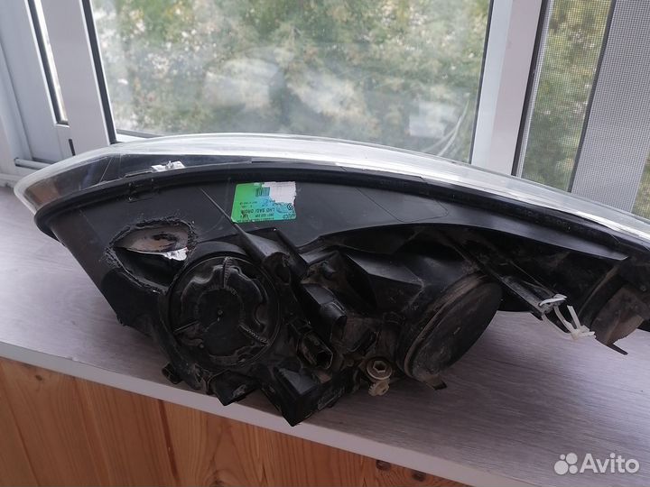 Фара передняя правая рено флюенс 2012