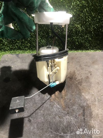 Насос топливный электрический Mazda 3 (BK)