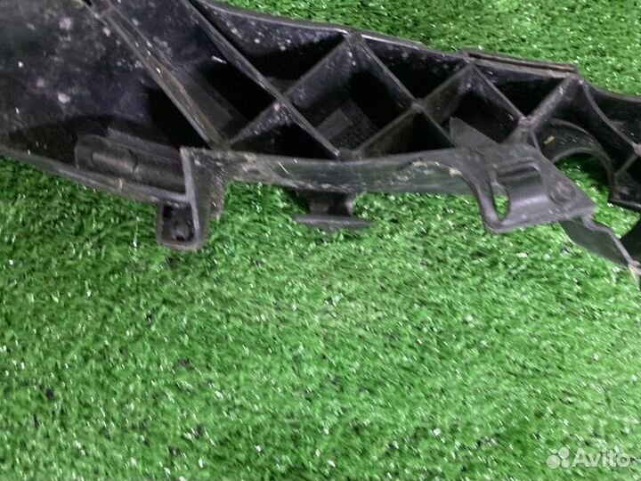 Крепление фары переднее левое Bmw 3 E90