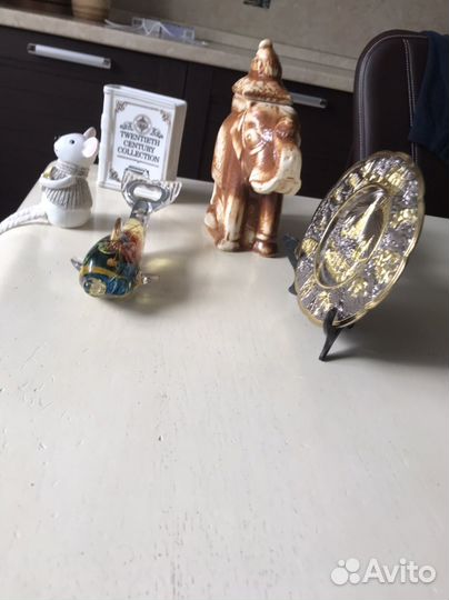 Статуэтки