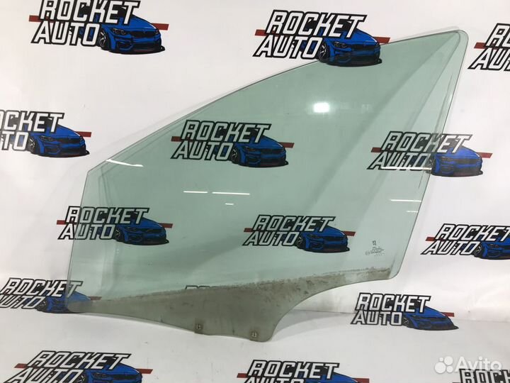 Стекло передней левой двери Peugeot 407 9201H0