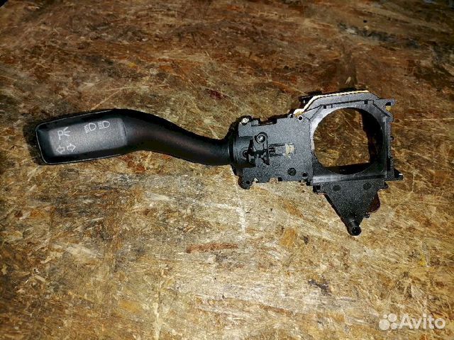 Переключатель подрулевой (света-поворотников) 4E09