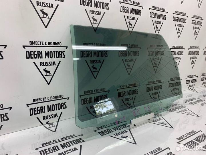 Стекло задней левой двери Volvo V70 XC70 2000-2008