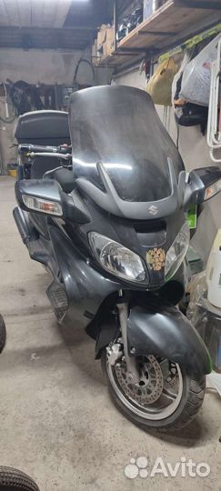 Suzuki burgman skyway 650