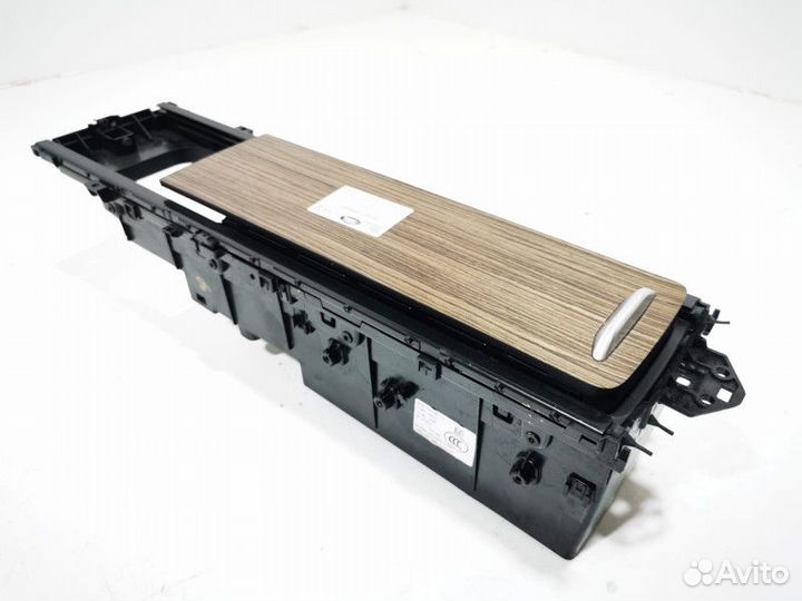 Подстаканник Land Rover Range Rover 4 рест. 2020