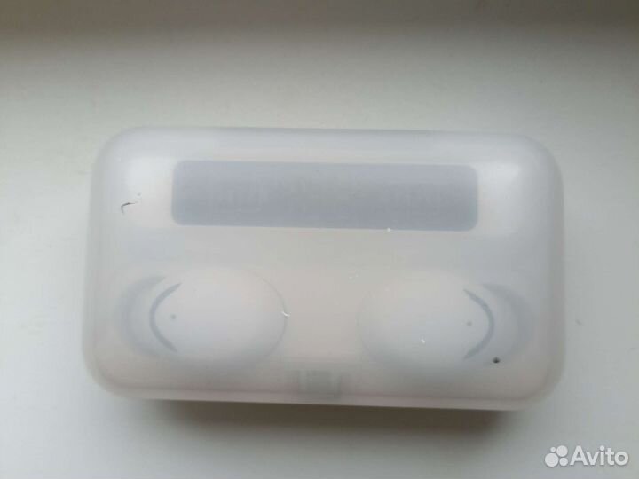 Беспроводные наушники накладные